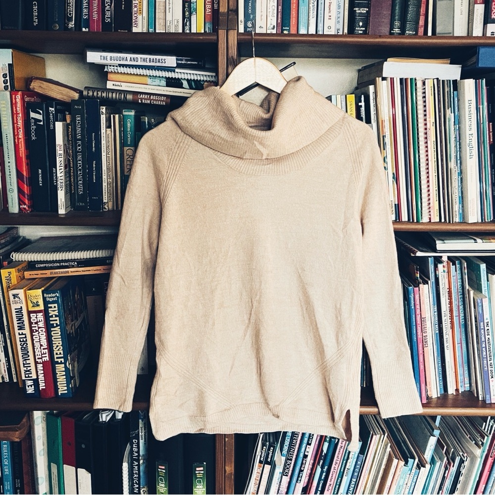 Nicole Miller Extra Fine Merino Wool Cowl Neck Sweater Cream Elegant Warm